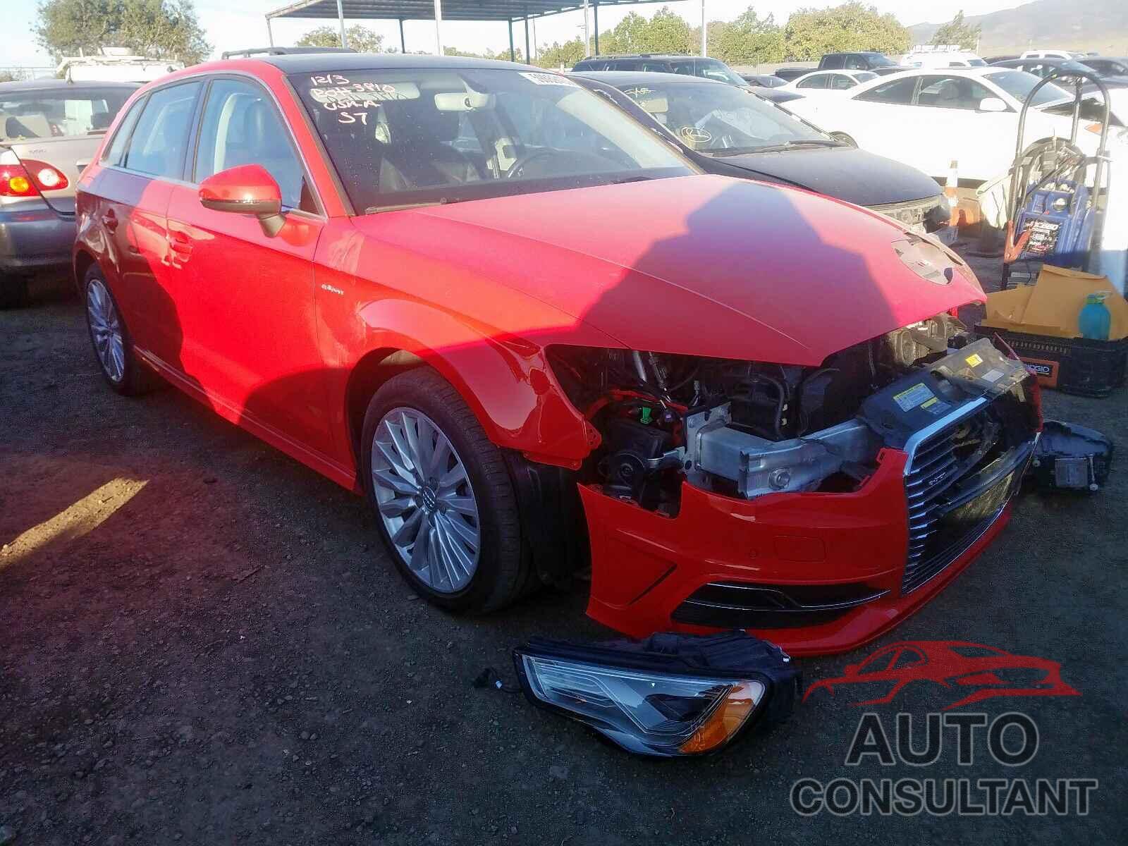 AUDI A3 2016 - WAUMPBFF8GA014301