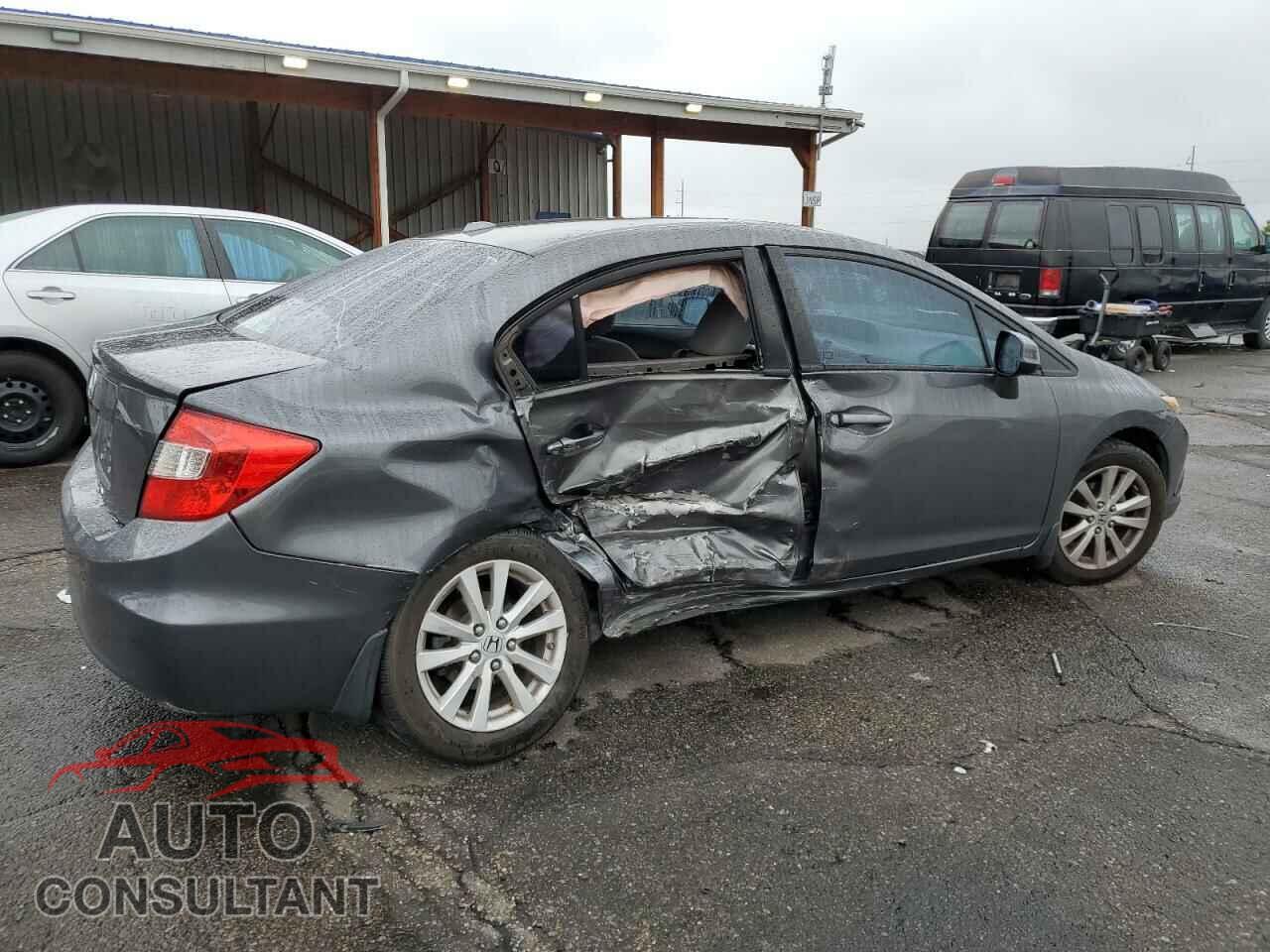 HONDA CIVIC 2012 - 2HGFB2F83CH581945