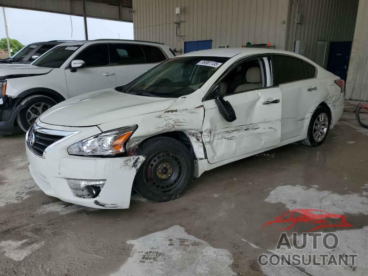 NISSAN ALTIMA 2015 - 1N4AL3AP2FN864087