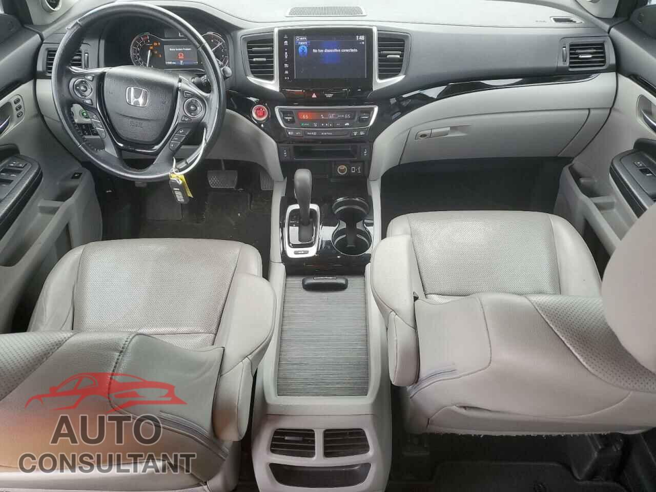 HONDA RIDGELINE 2017 - 5FPYK3F77HB009995
