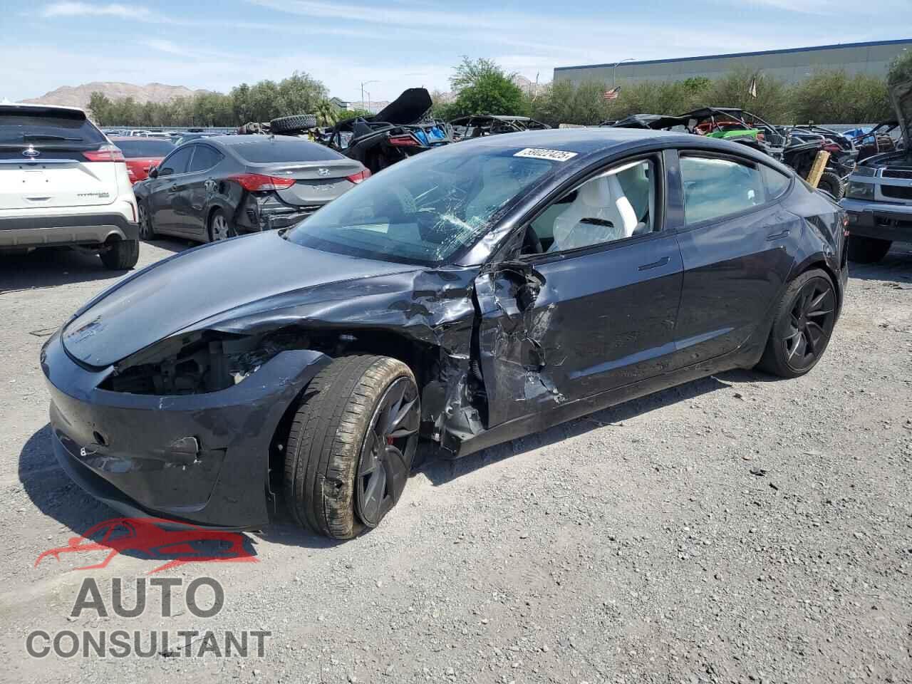 TESLA MODEL 3 2024 - 5YJ3E1ET0RF869607