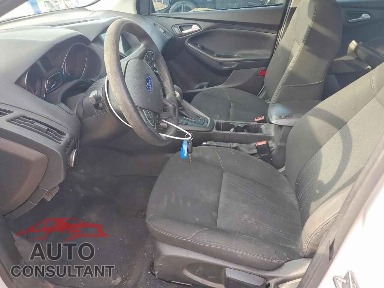 FORD FOCUS 2017 - 1FADP3H2XHL235994