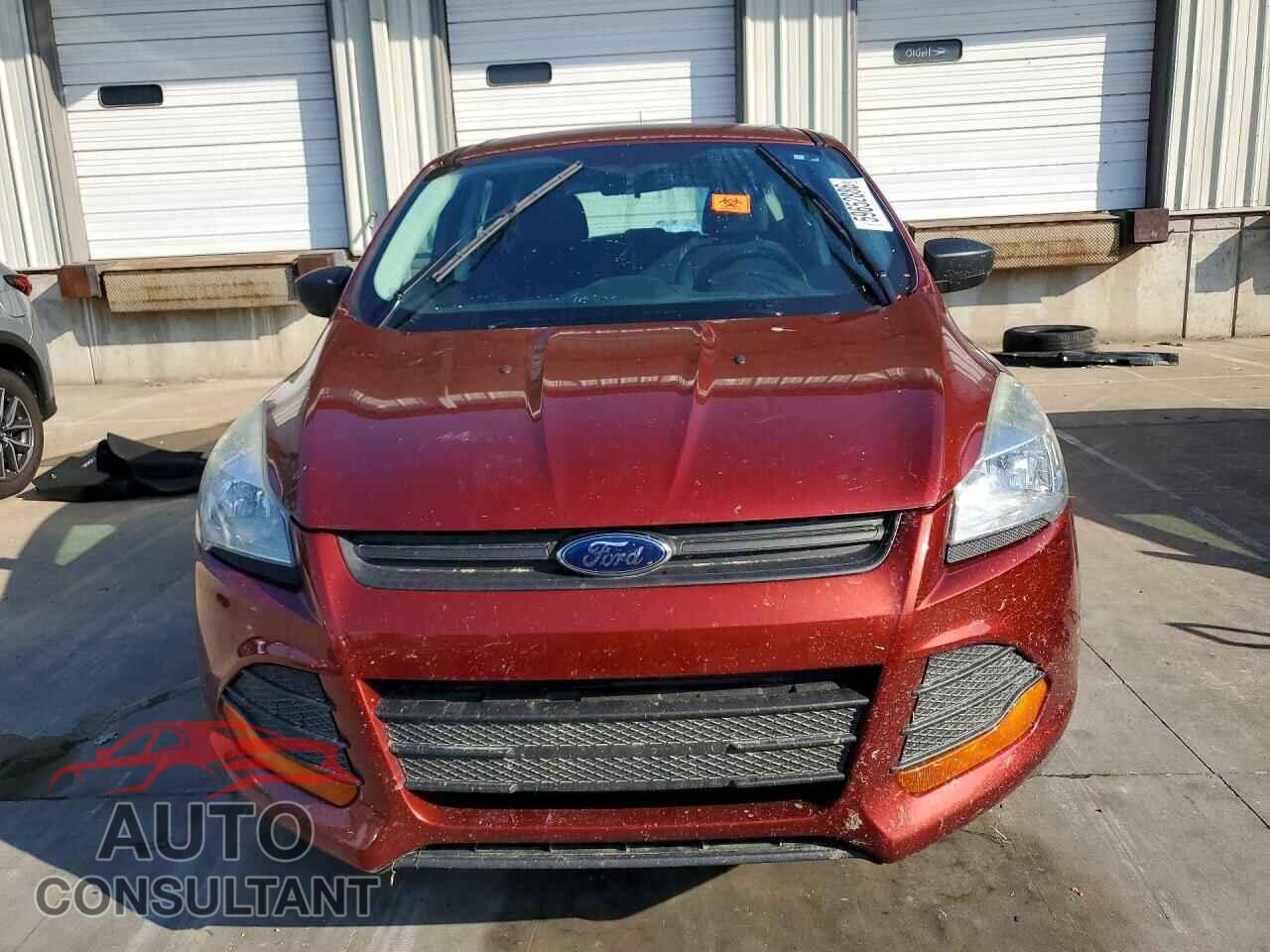 FORD ESCAPE 2016 - 1FMCU0F76GUB21944