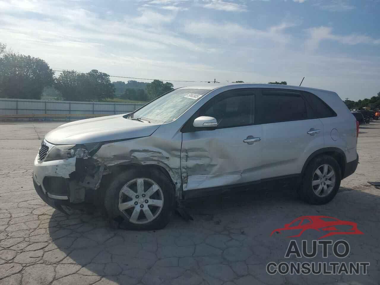 KIA SORENTO 2011 - 5XYKT3A16BG098506