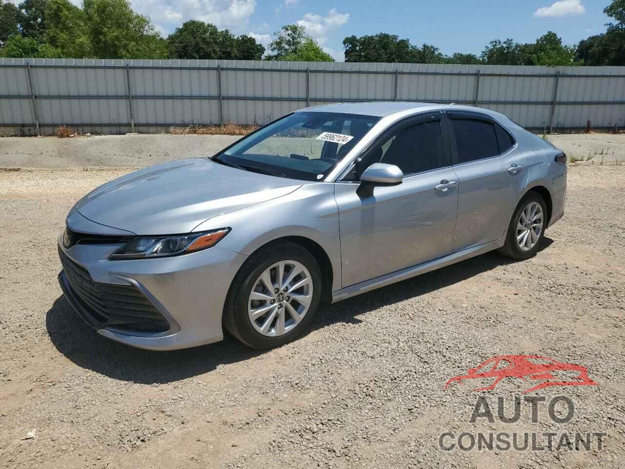 TOYOTA CAMRY 2022 - 4T1C11AK2NU034128