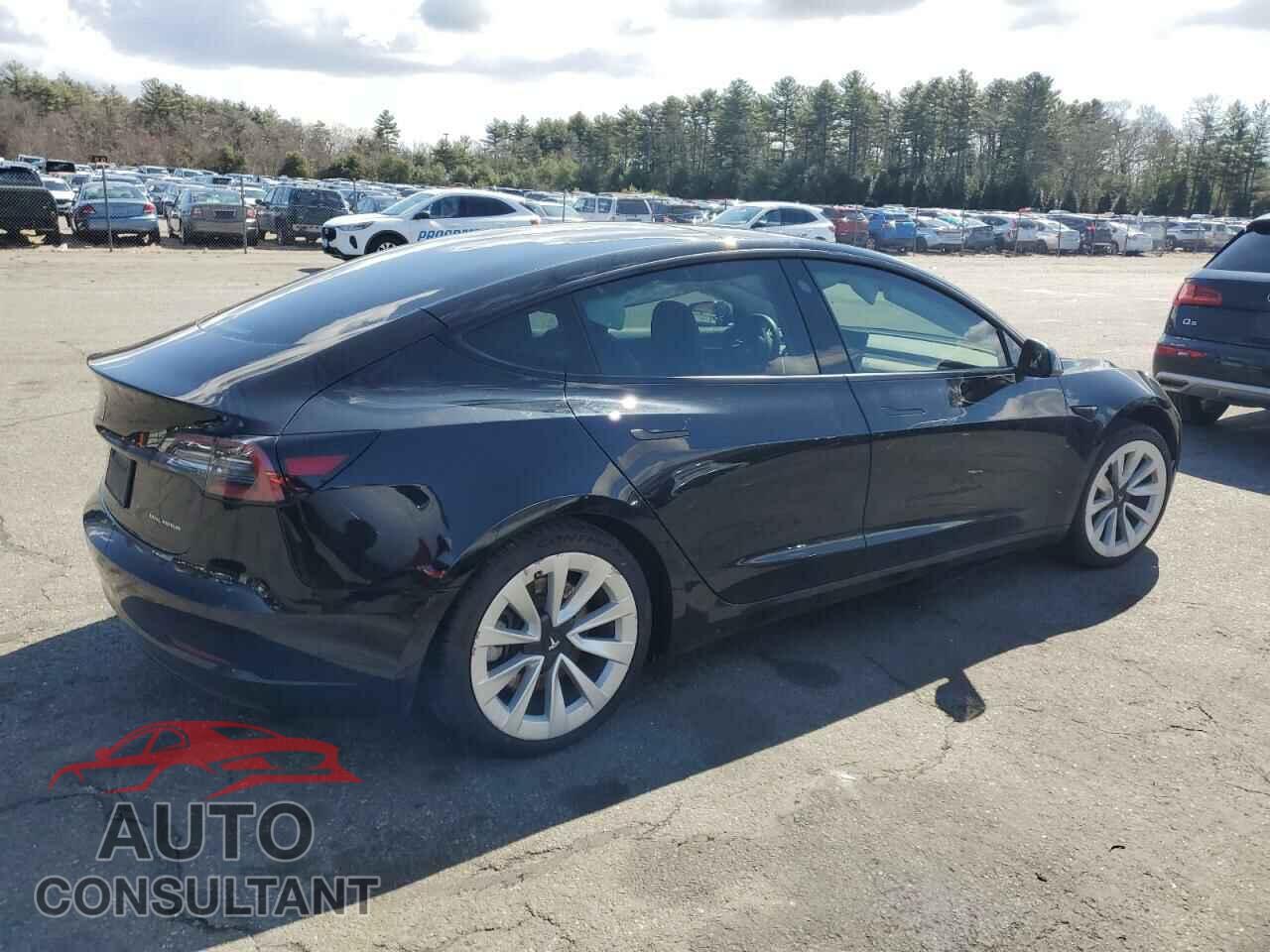 TESLA MODEL 3 2022 - 5YJ3E1EB5NF118892
