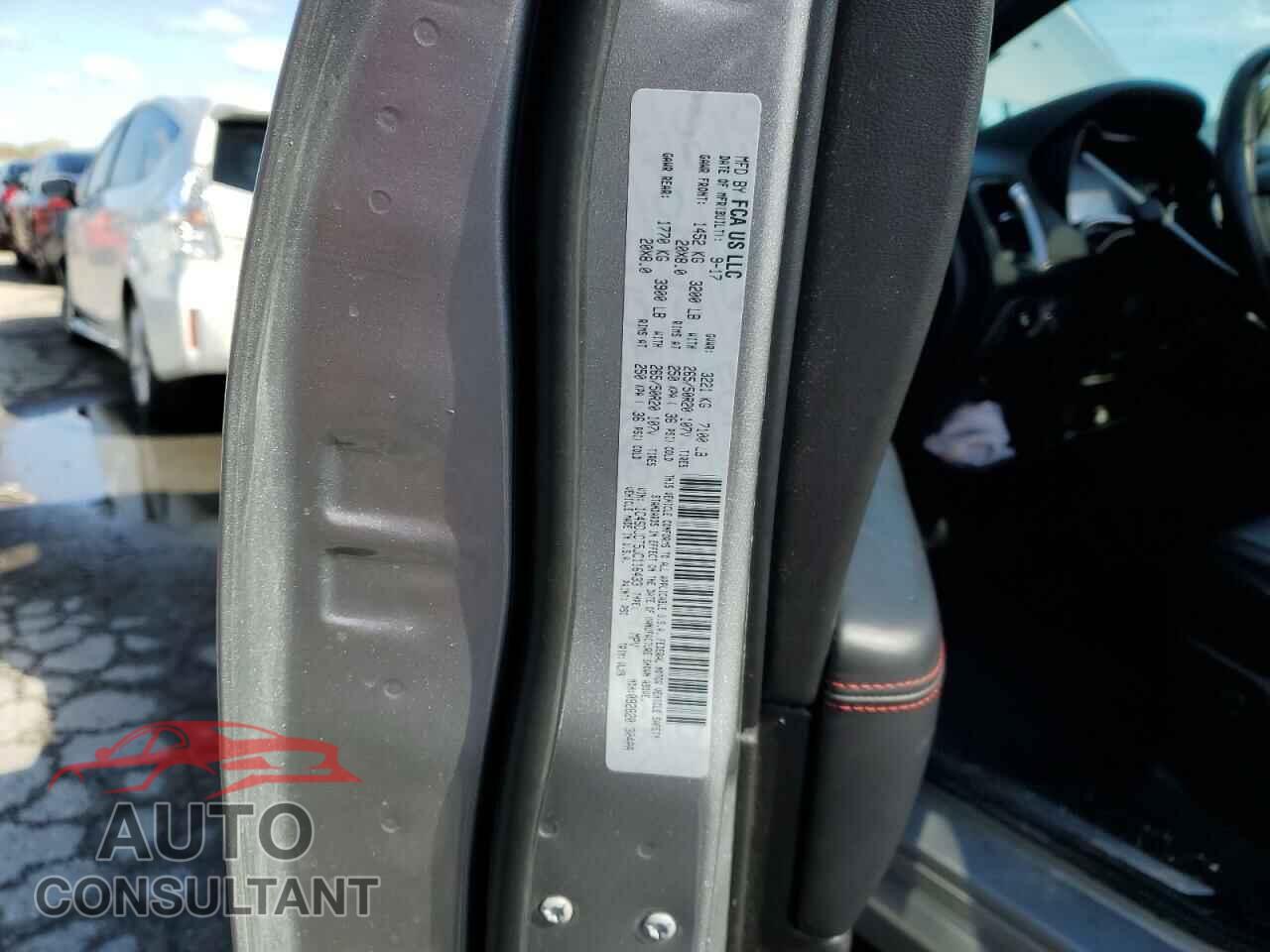 DODGE DURANGO 2018 - 1C4SDJCT5JC116433
