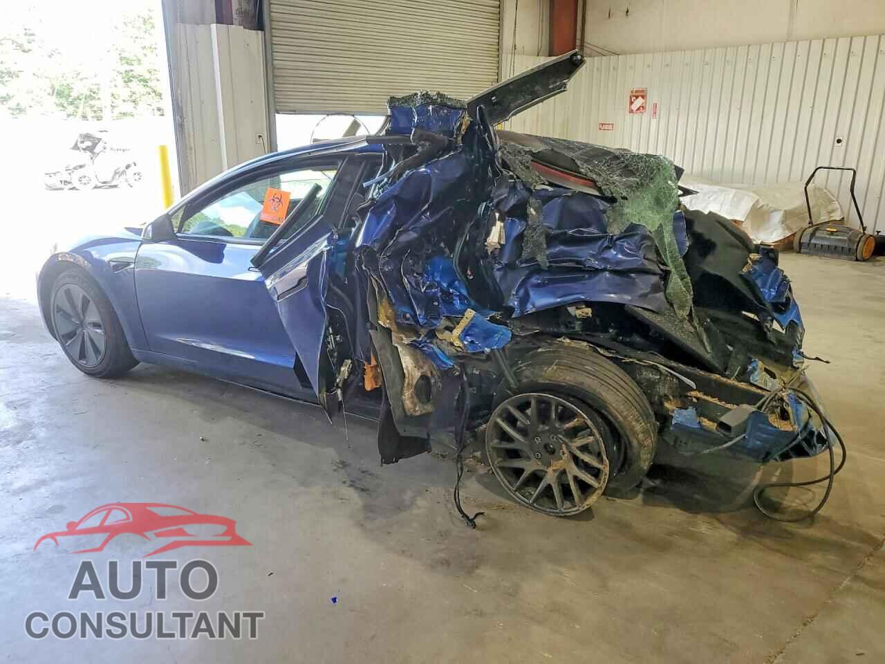 TESLA MODEL 3 2026 - 5YJ3E1EA8TF144259