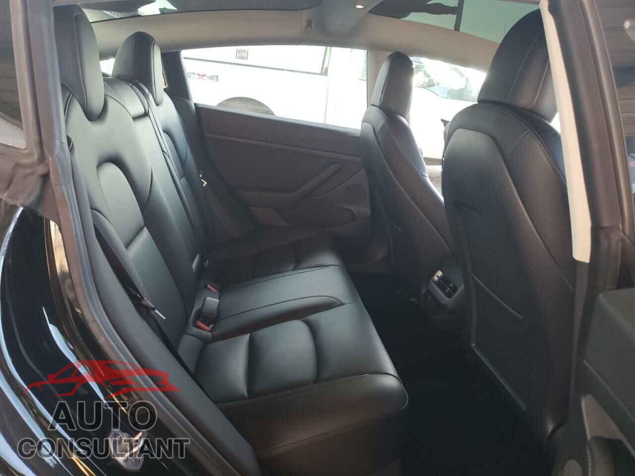 TESLA MODEL 3 2022 - 5YJ3E1EA4NF368762