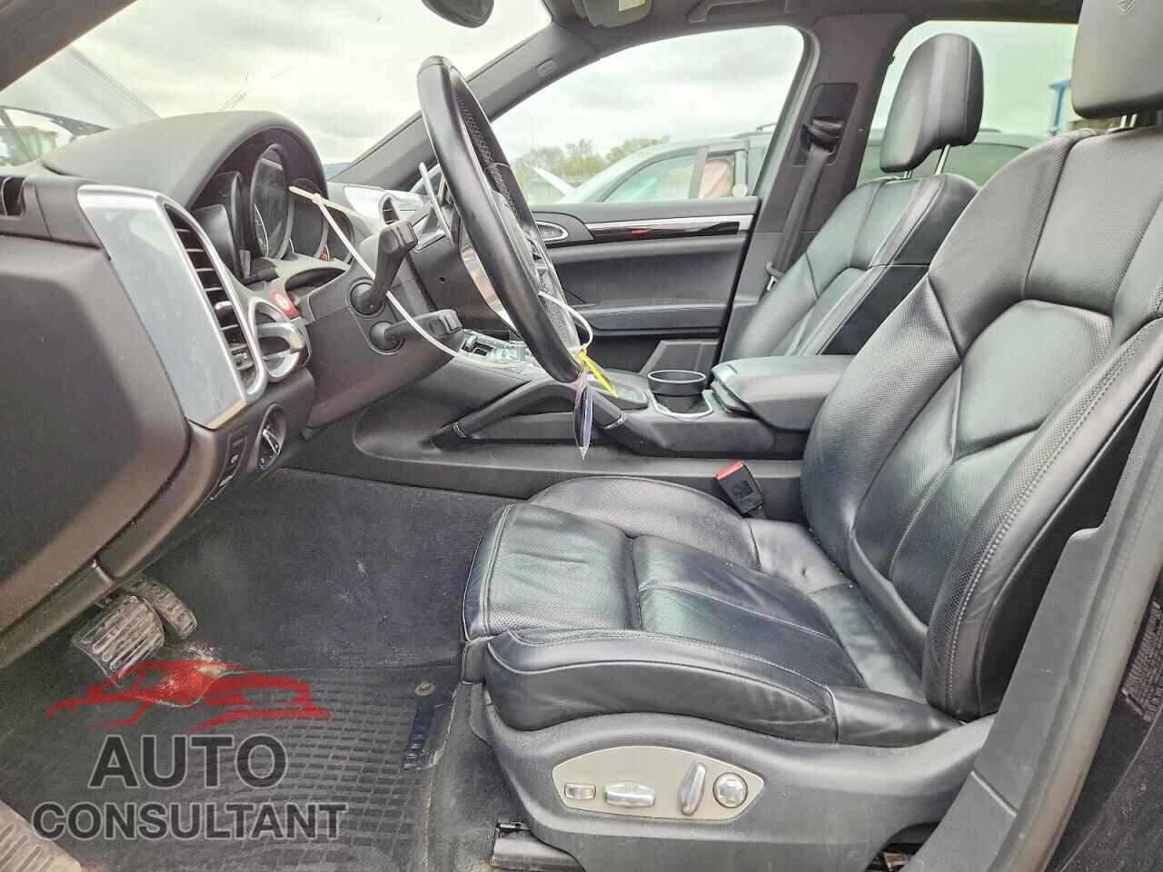 PORSCHE CAYENNE 2017 - WP1AA2A23HKA80325