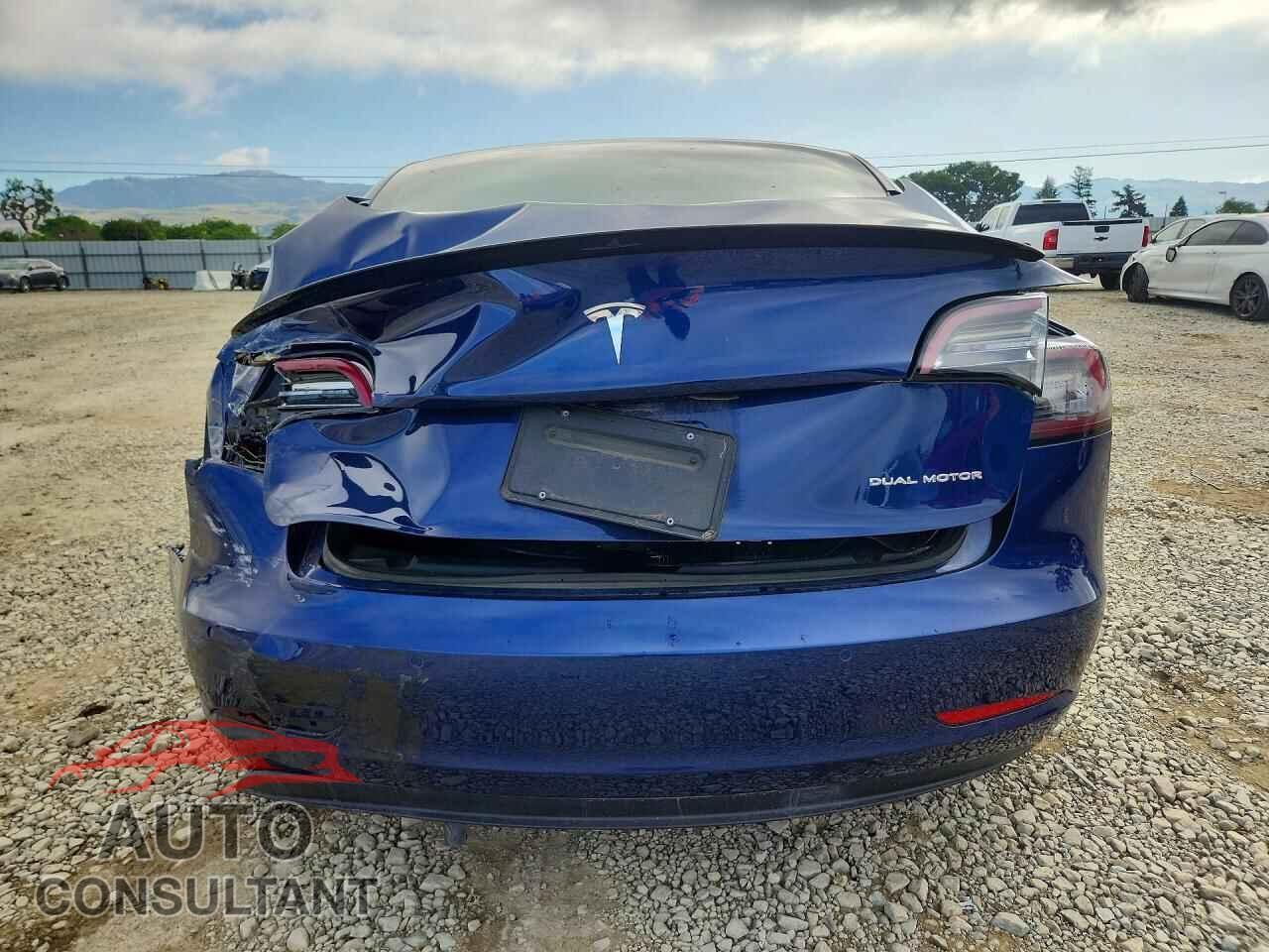 TESLA MODEL 3 2022 - 5YJ3E1EB5NF144232