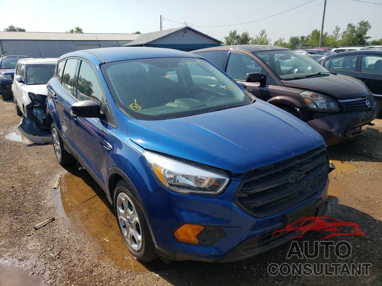 FORD ESCAPE 2017 - 1FMCU0F79HUA04604