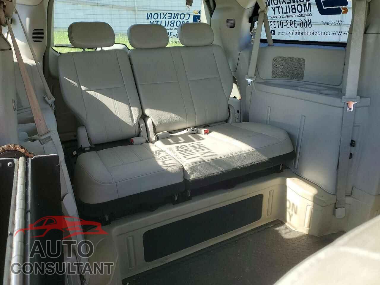 DODGE CARAVAN 2010 - 2D4RN5DX7AR294231