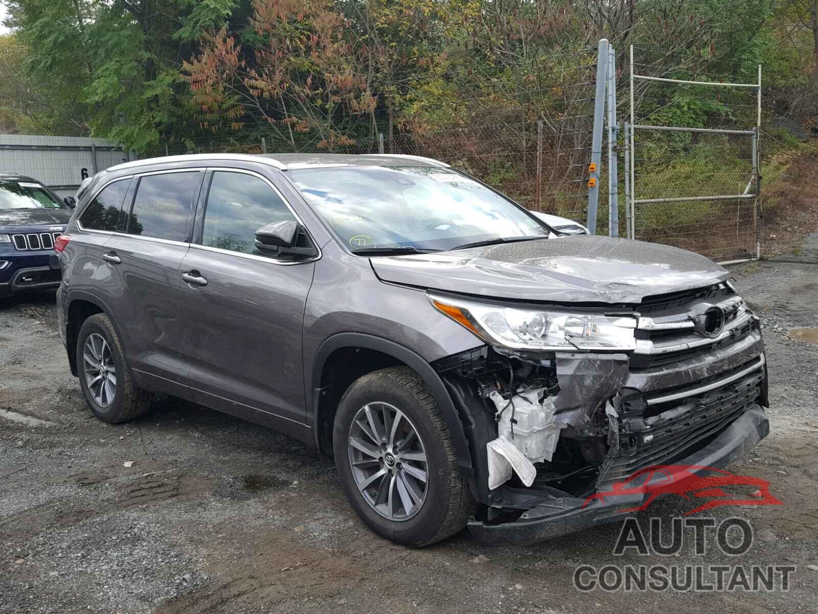 TOYOTA HIGHLANDER 2017 - 5TDJZRFH3HS521041