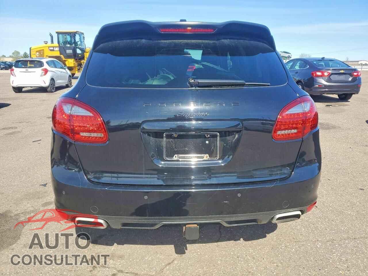 PORSCHE CAYENNE 2012 - WP1AA2A24CLA02624