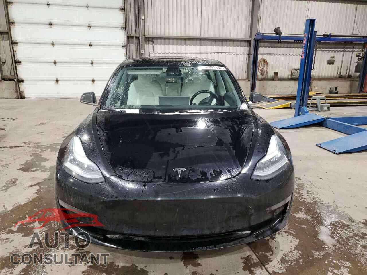 TESLA MODEL 3 2019 - 5YJ3E1EA9KF415439