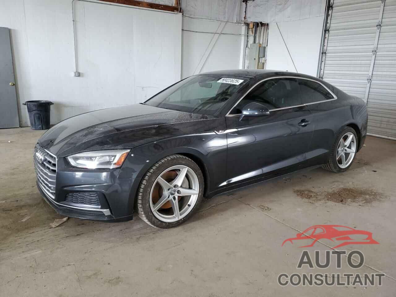 AUDI A5 2019 - WAUTNAF54KA008183