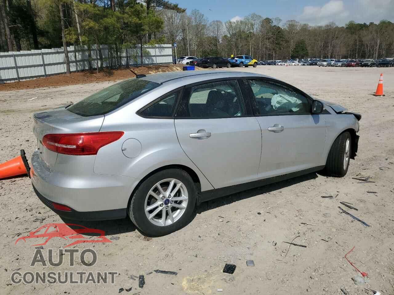 FORD FOCUS 2016 - 1FADP3F22GL341096