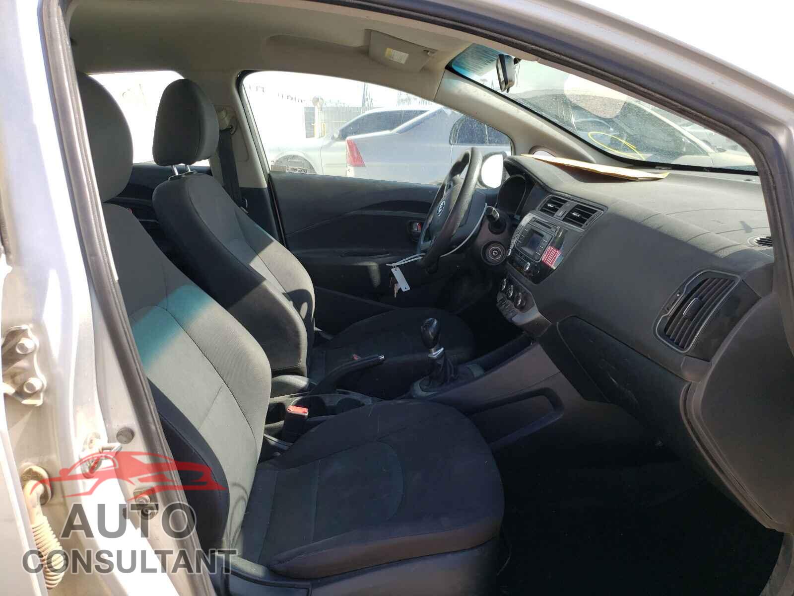 KIA RIO 2017 - KNADM4A35H6041669