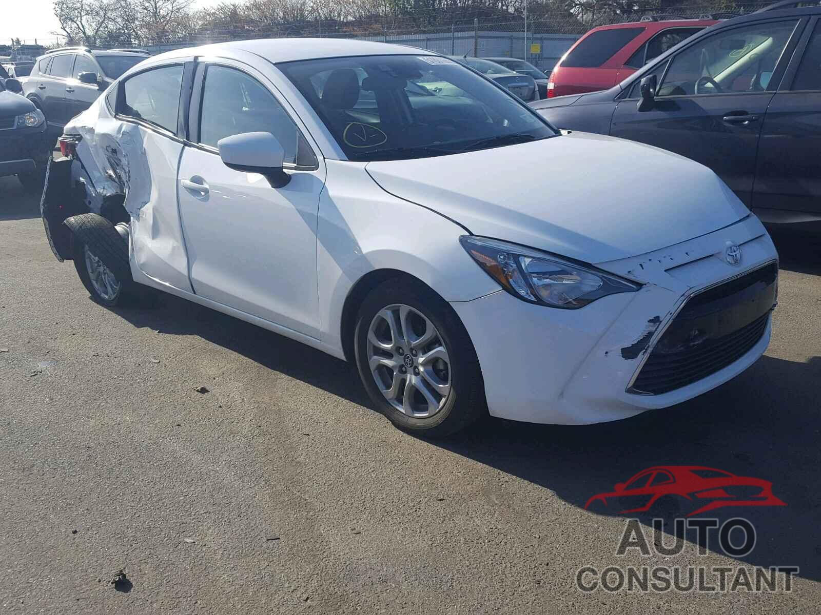 TOYOTA YARIS 2018 - 3MYDLBYV5JY320430
