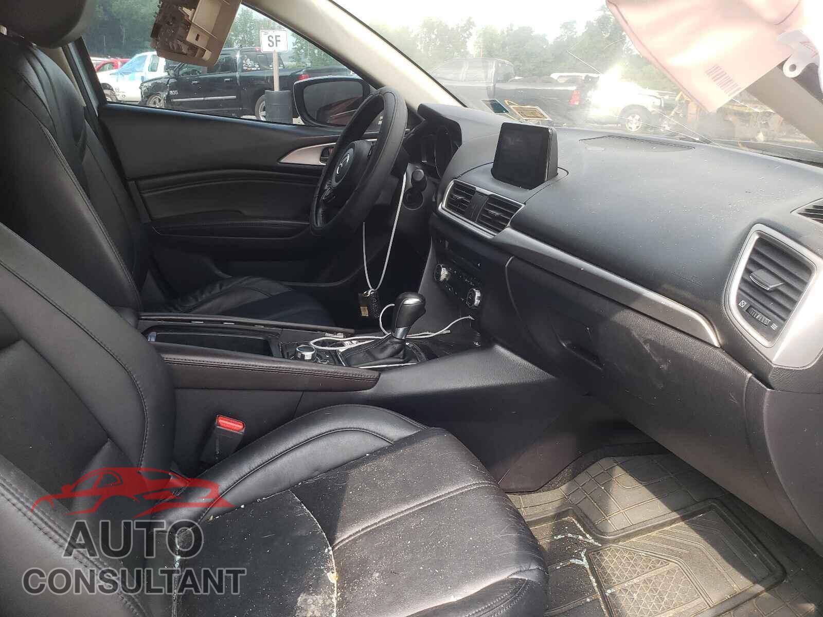 MAZDA 3 2017 - 3MZBN1V72HM109135