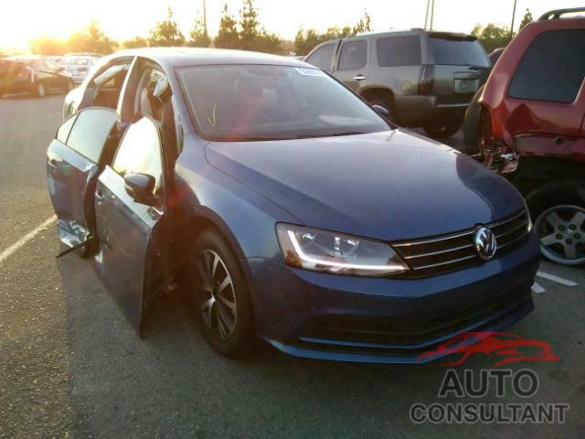 VOLKSWAGEN JETTA 2017 - 3VWDB7AJXHM239900