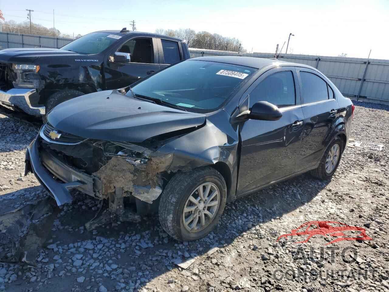 CHEVROLET SONIC 2017 - 1G1JD5SH3H4148438