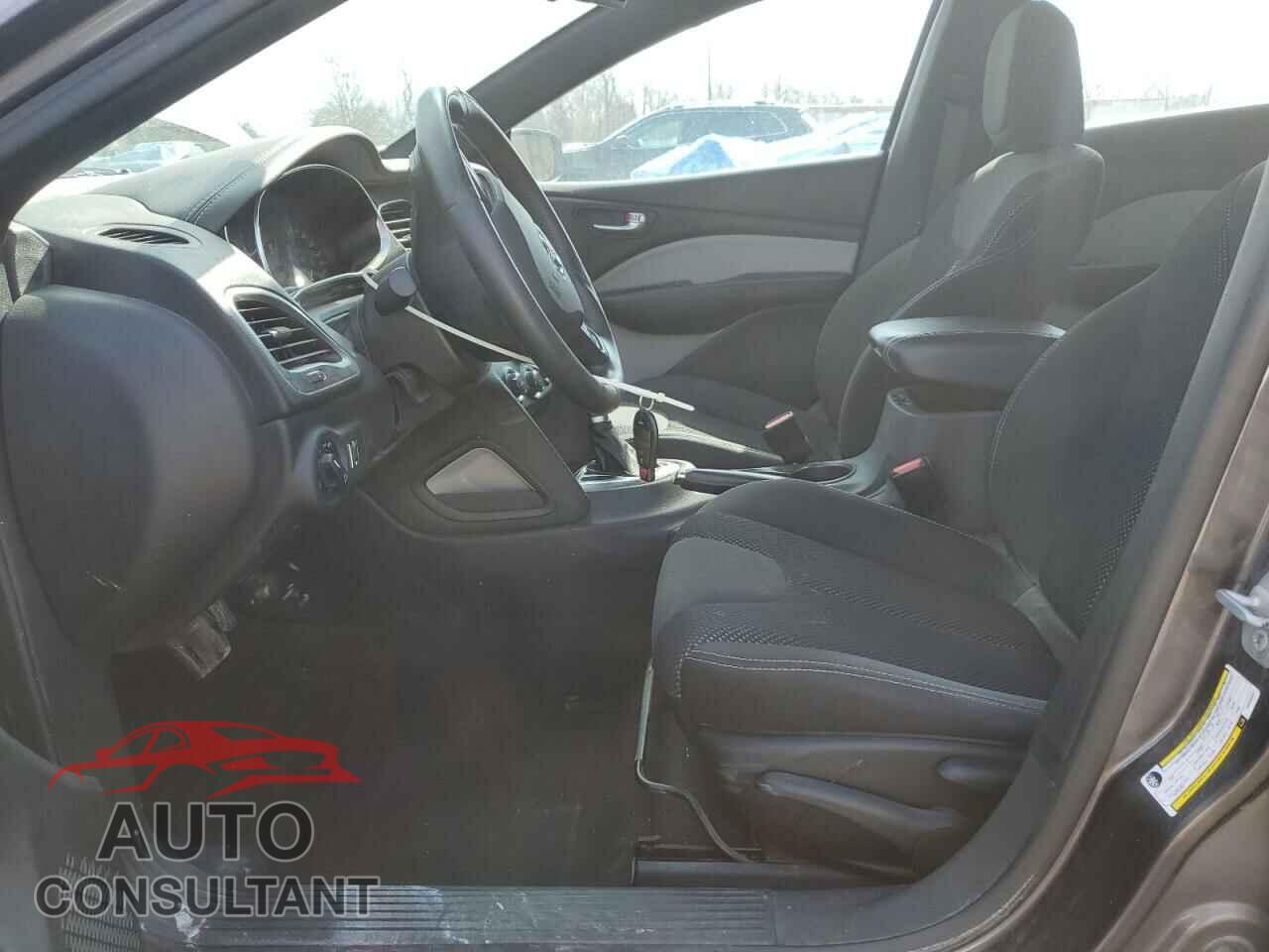 DODGE DART 2015 - 1C3CDFBB2FD345037