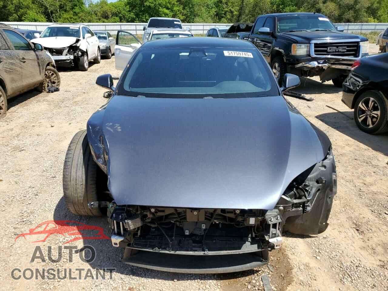 TESLA MODEL S 2021 - 5YJSA1E56MF456558