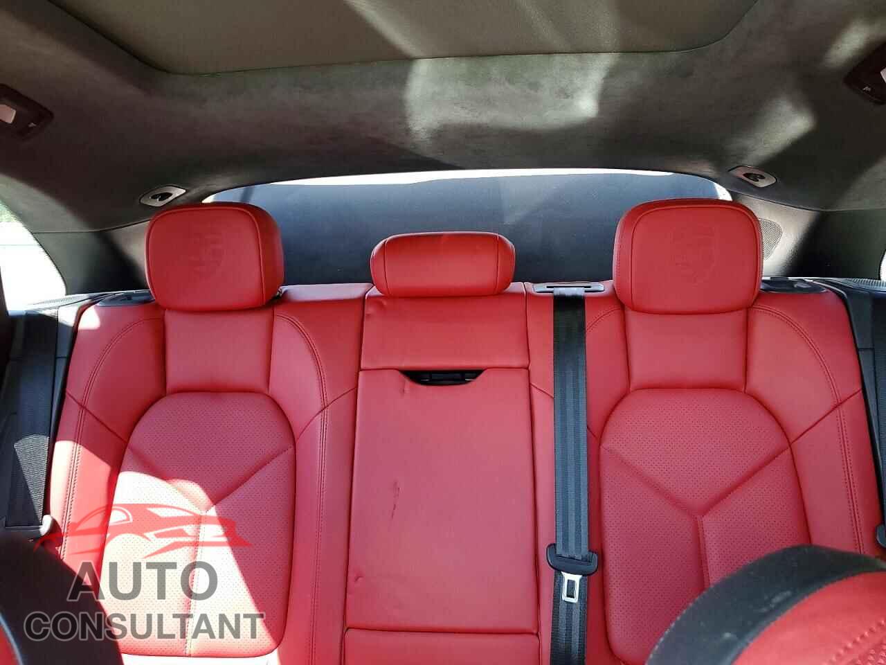 PORSCHE MACAN 2016 - WP1AF2A54GLB93561