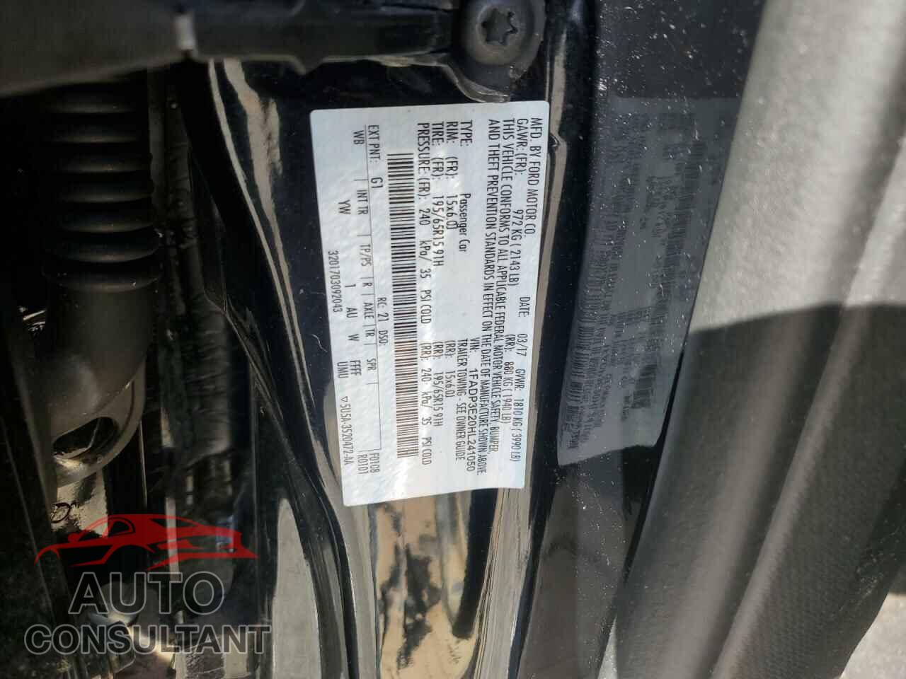 FORD FOCUS 2017 - 1FADP3E20HL241050
