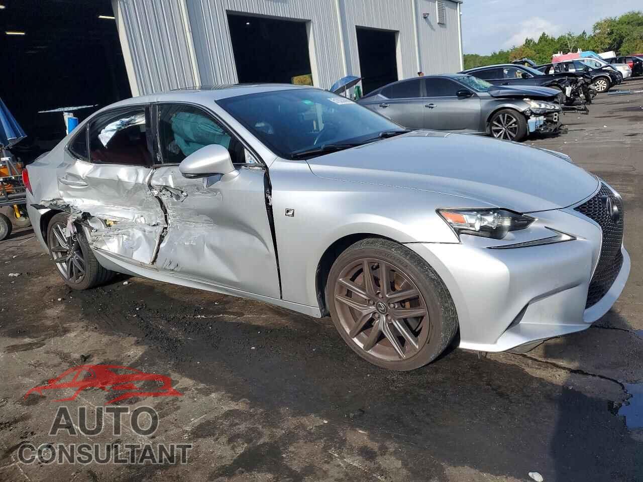 LEXUS IS 2014 - JTHBE1D23E5011630