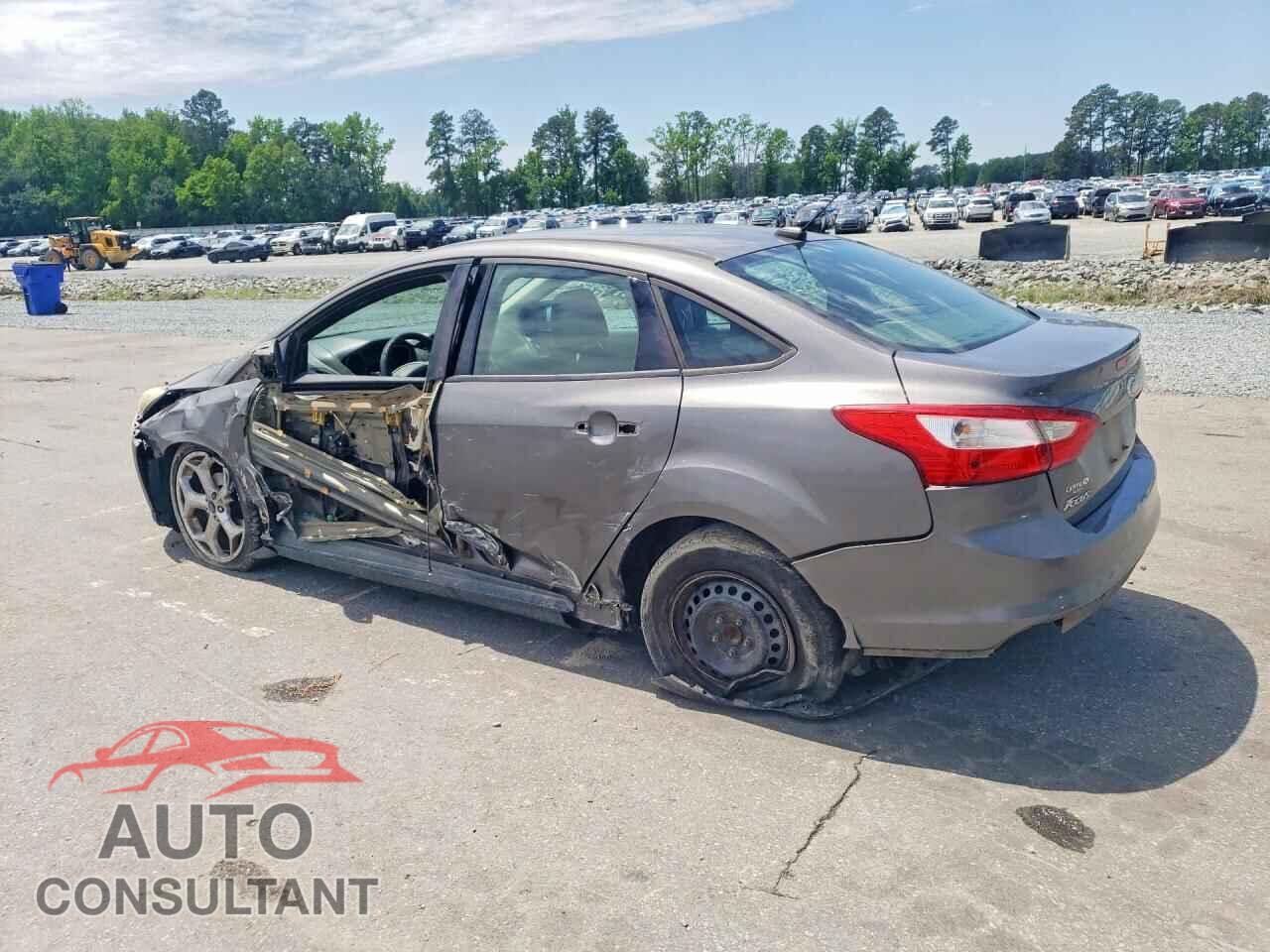 FORD FOCUS 2012 - 1FAHP3E2XCL297748