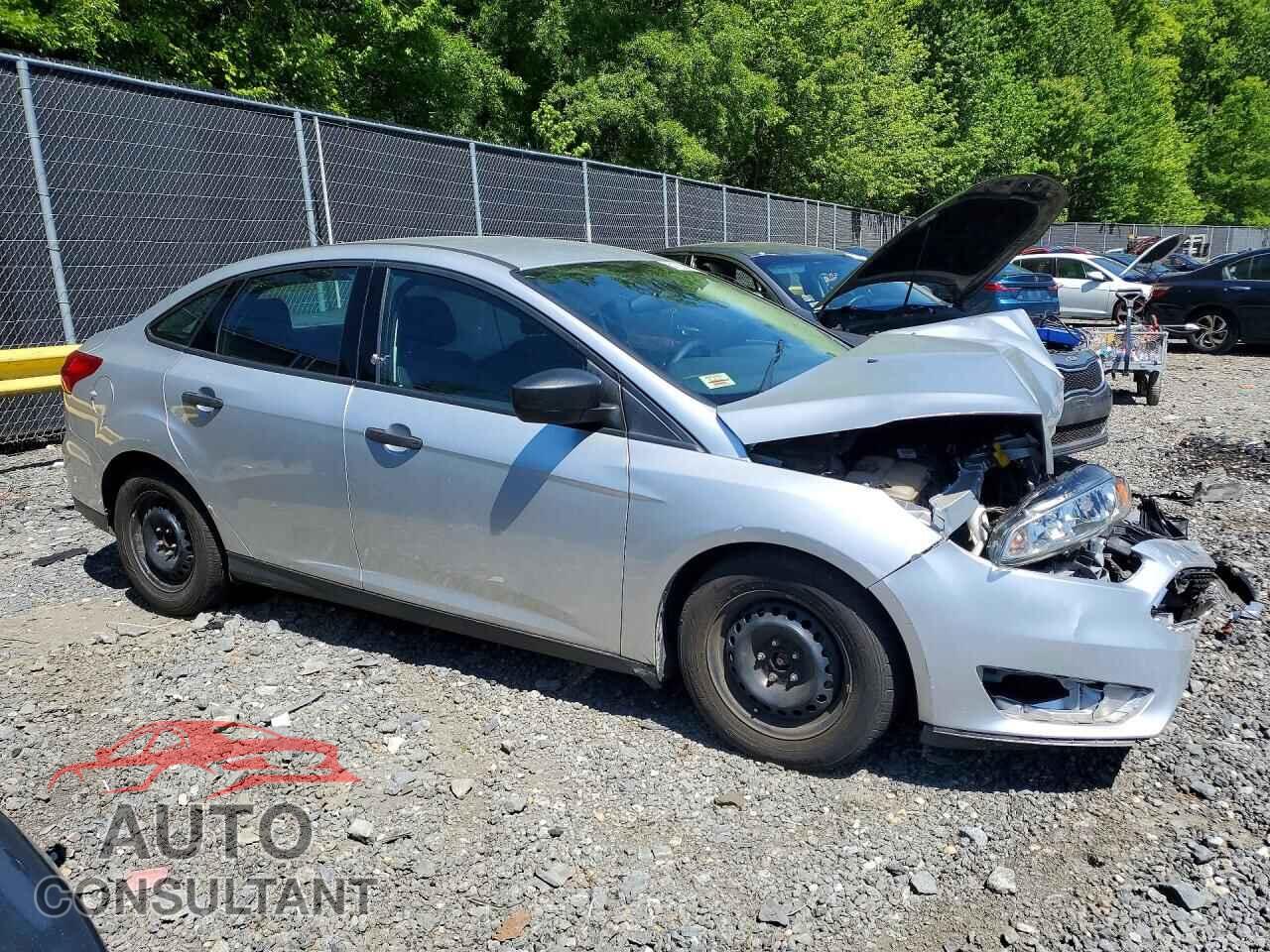 FORD FOCUS 2017 - 1FADP3E26HL250903