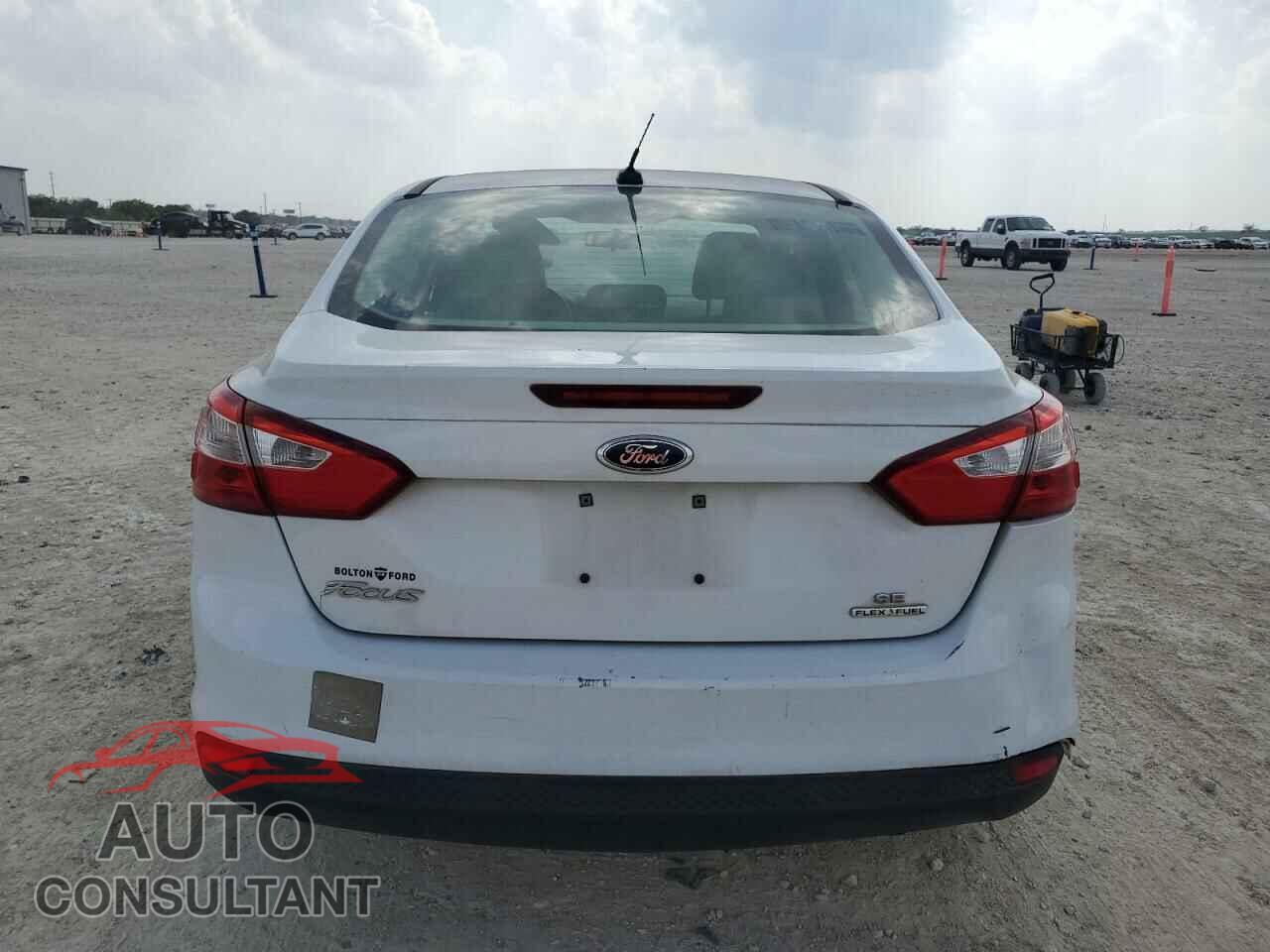 FORD FOCUS 2013 - 1FADP3F2XDL198801