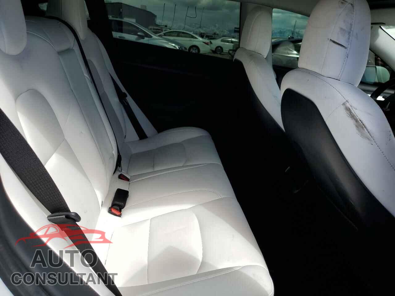 TESLA MODEL 3 2021 - 5YJ3E1EB1MF054994