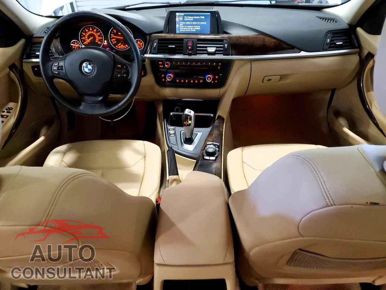 BMW 3 SERIES 2014 - WBA3C3G55ENS69920