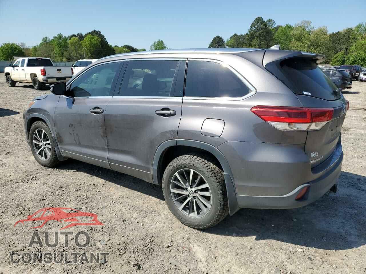 TOYOTA HIGHLANDER 2017 - 5TDJZRFH3HS451511