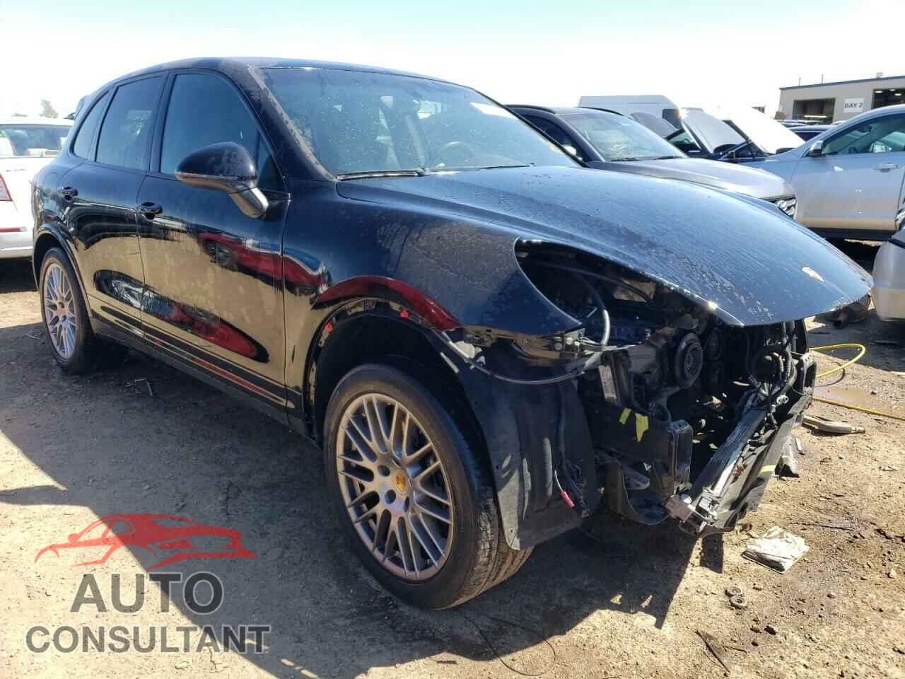 PORSCHE CAYENNE 2017 - WP1AA2A28HKA80417
