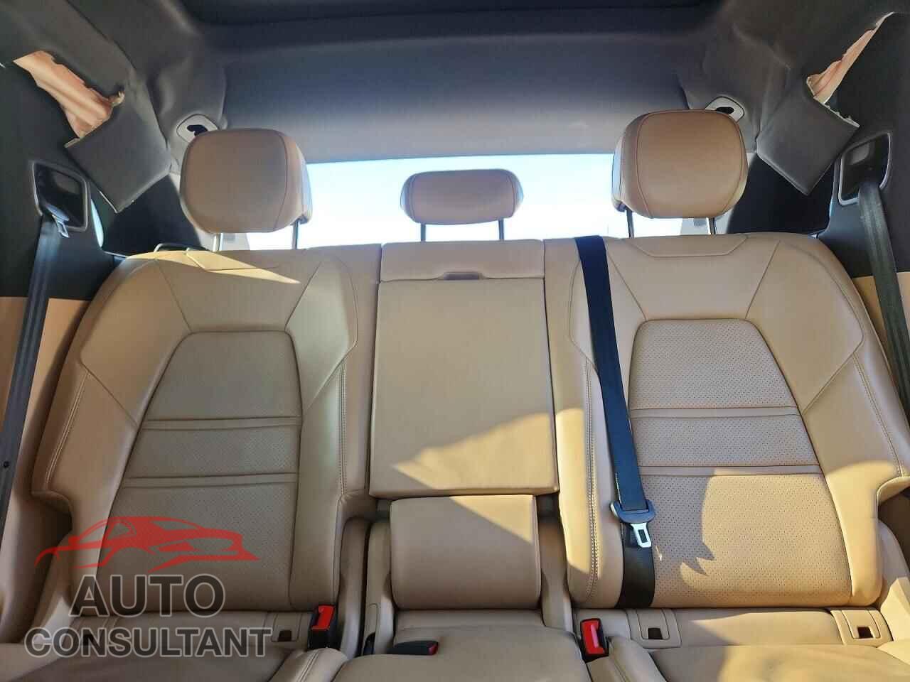 PORSCHE CAYENNE 2020 - WP1AA2AY7LDA06276