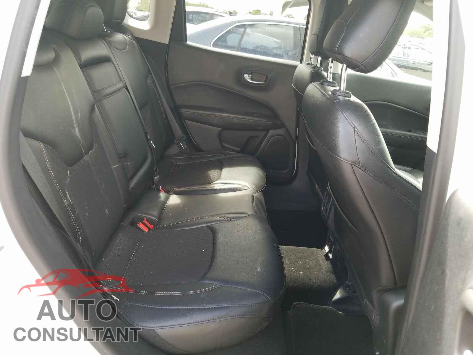 JEEP COMPASS 2018 - 3C4NJCBB2JT503083