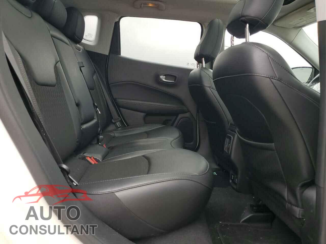 JEEP COMPASS 2020 - 3C4NJDBB5LT173576