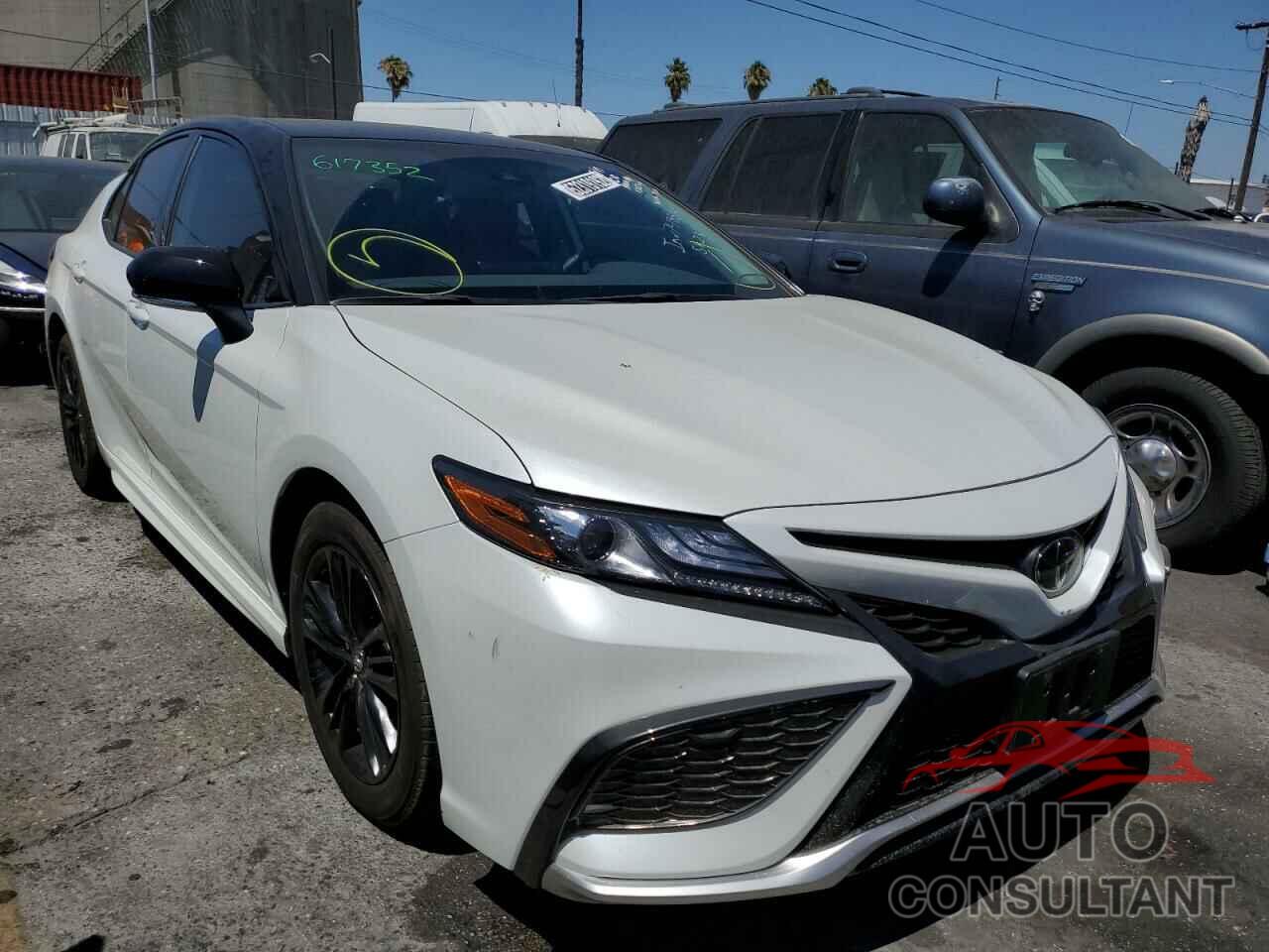 TOYOTA CAMRY 2022 - 4T1K61AK6NU015823