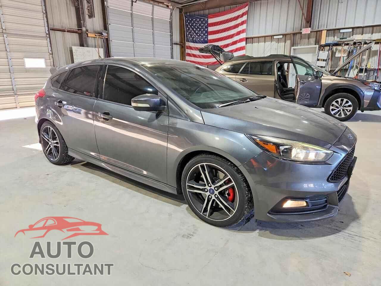 FORD FOCUS 2017 - 1FADP3L99HL211514