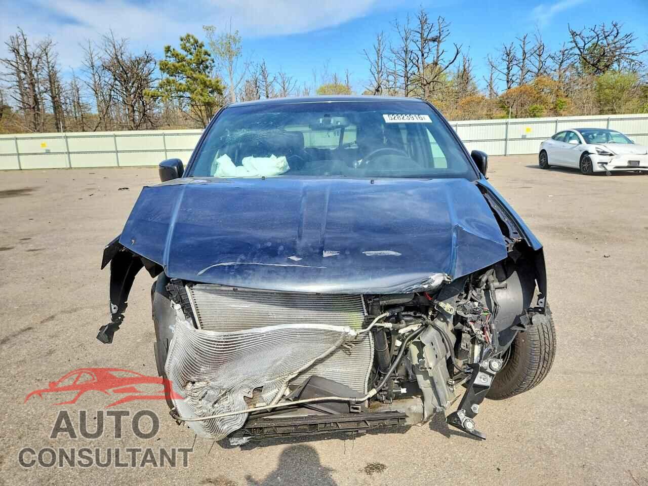 DODGE CARAVAN 2015 - 2C4RDGCG6FR718194