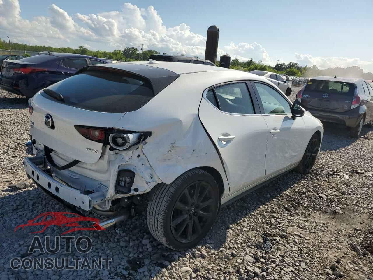 MAZDA 3 2023 - JM1BPBMM4P1612753