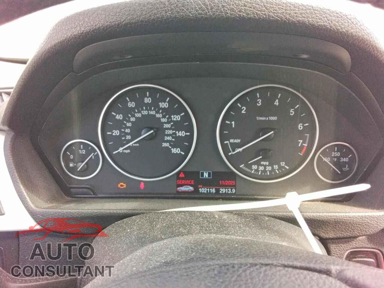BMW 3 SERIES 2014 - WBA3C3C50EF984474