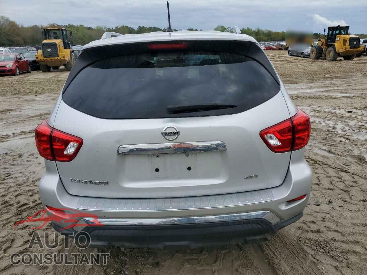 NISSAN PATHFINDER 2017 - 5N1DR2MM4HC641044