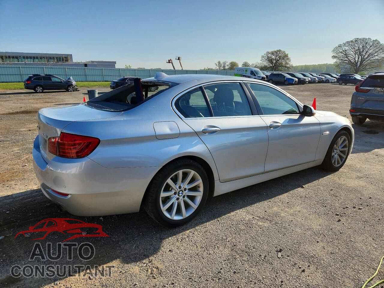 BMW 5 SERIES 2014 - WBA5B3C54ED537203