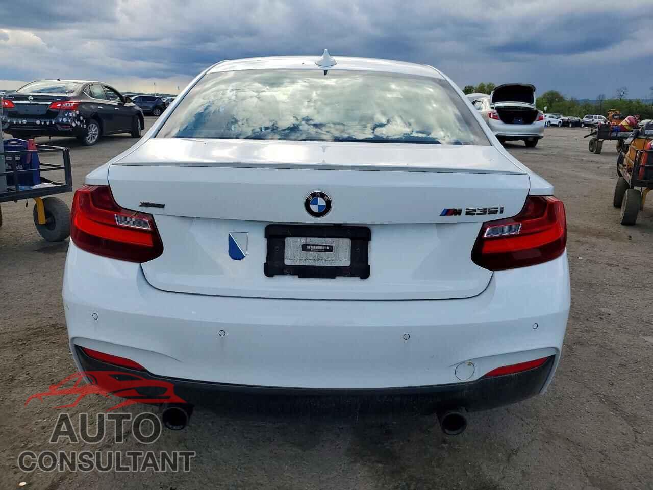 BMW M2 2016 - WBA1J9C57GV695925